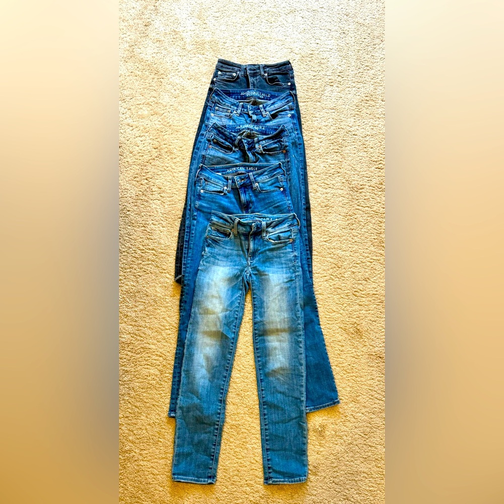 Straight leg jeans bundle size 00. Zara and American Eagle